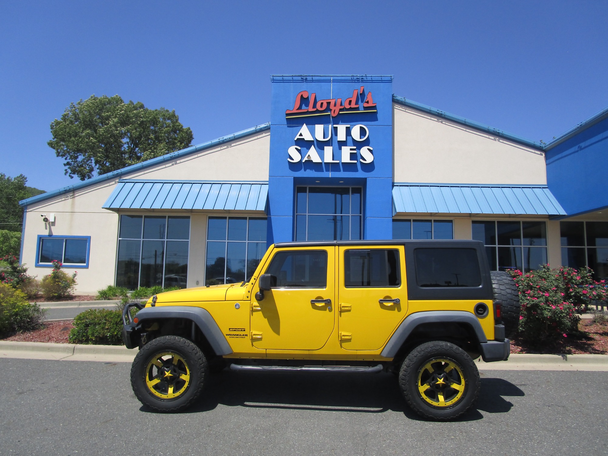 photo of 2011 Jeep Wrangler Unlimited Sport 4WD